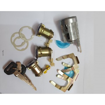 DAIHATSU KELISA '2002-2006 IGNITION KEY ,DOOR LOCKS AND KEY SET
