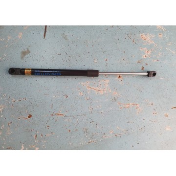 NISSAN CEFIRO A33 '1998-2001 FRONT LID BONNET GAS STRUT SET