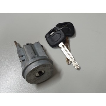 TOYOTA HIACE KDH200 '2004 IGNITION SWITCH WITH KEYS